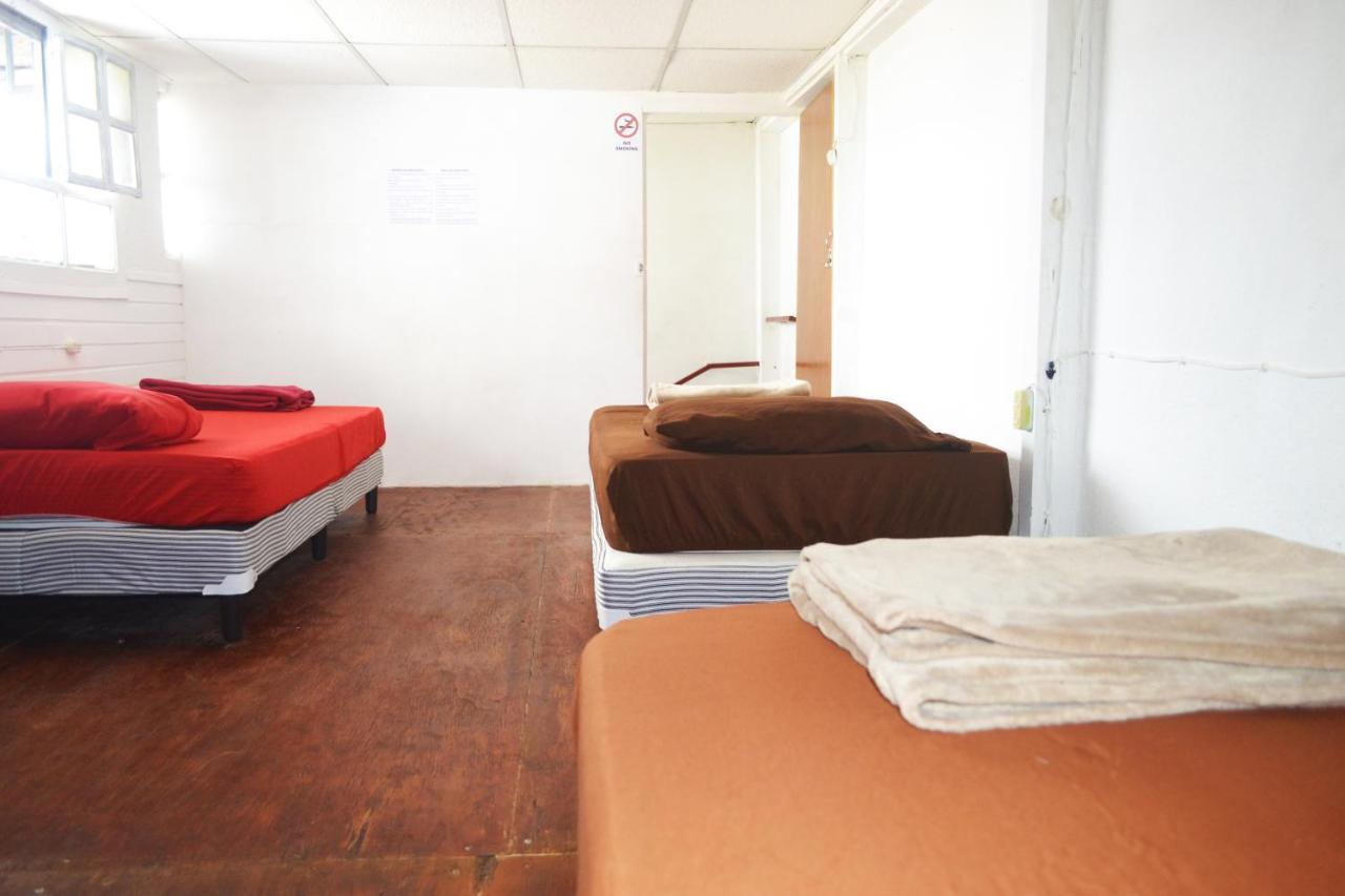 גואטמלה 4 Grados Hostel מראה חיצוני תמונה